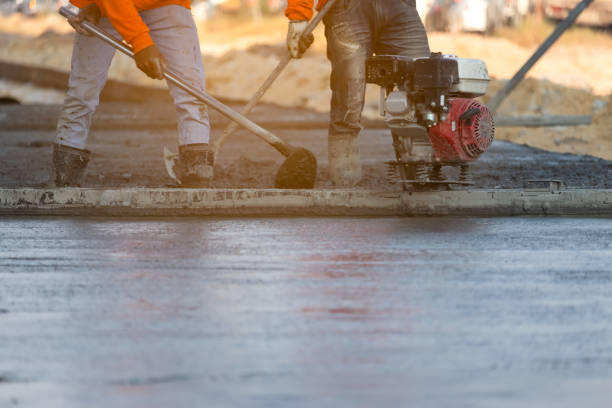 Best Concrete Pool Decks in Toledo, IL